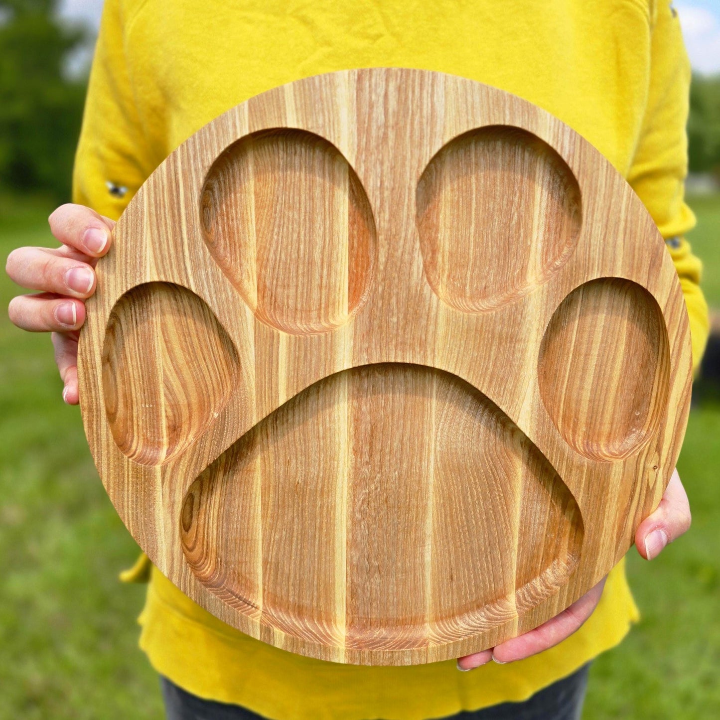 Personalised Paw-Shaped Plate - Unique Gift for Dog Lovers