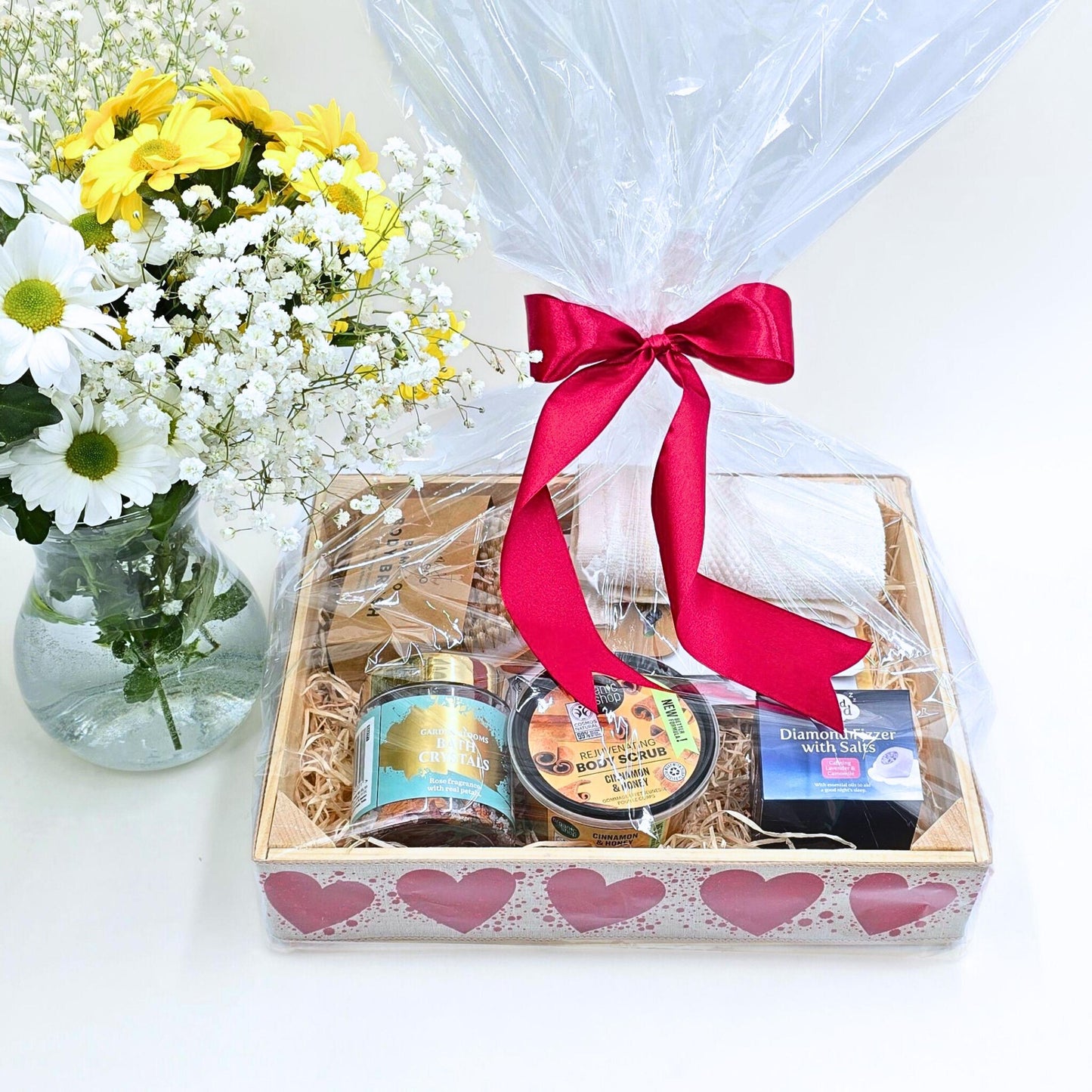 Empty Make Your Own Hamper Kit, Gift Box Basket, DIY Kit, Wine Basket, Birthday, Wedding, Housewarming, Anniversary, Red Hearts