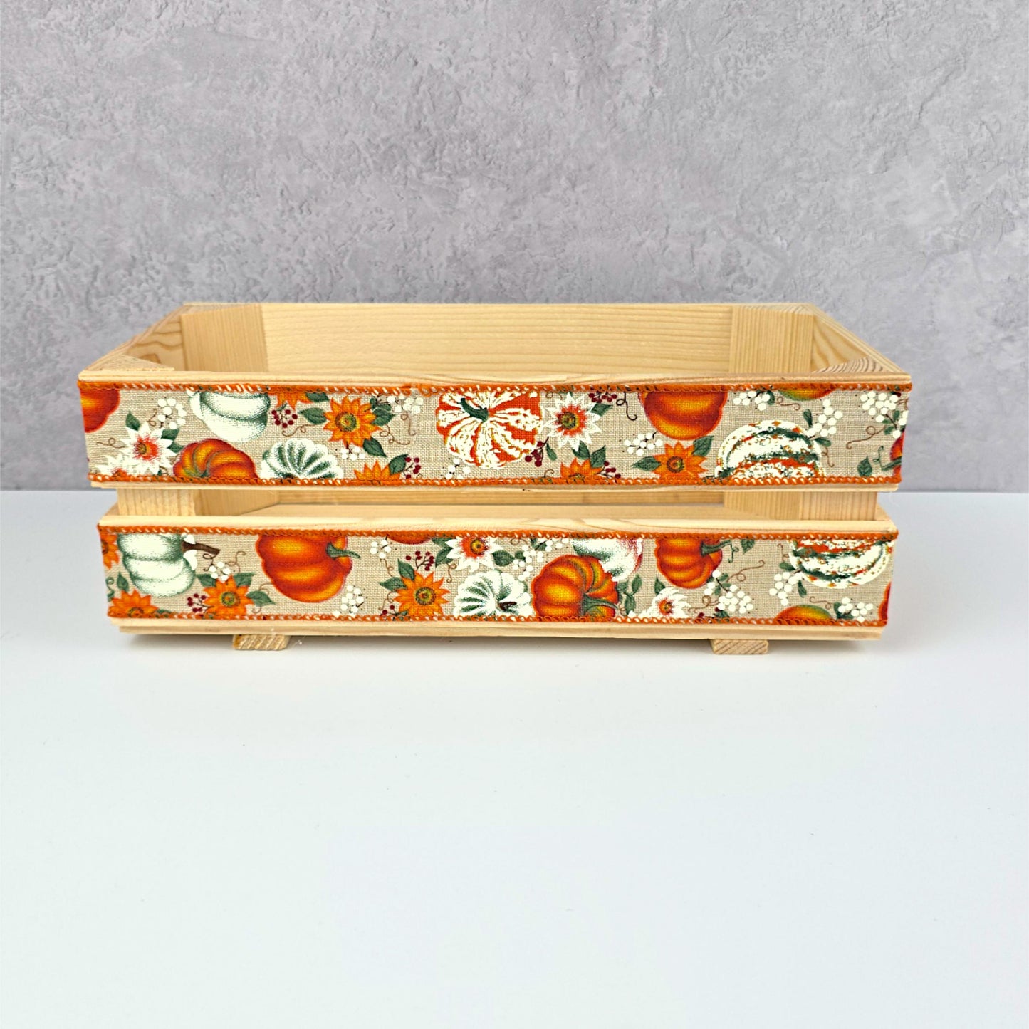 Pumpkin Wooden Crate Halloween Treat Box Autumn Gift Hamper Pumpkin Basket Fall Decor Hygge Gift Box 30 cm x 15 cm