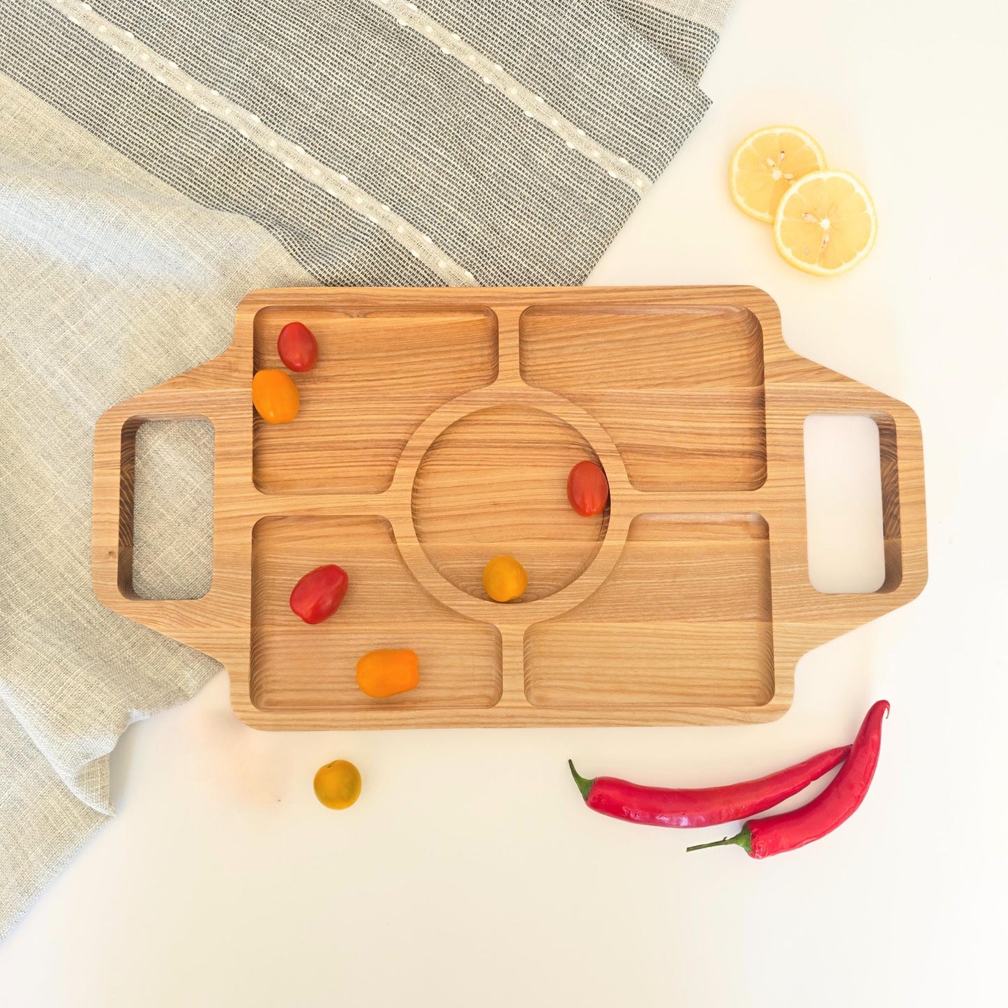 Sharing Wooden Platter for Restaurants