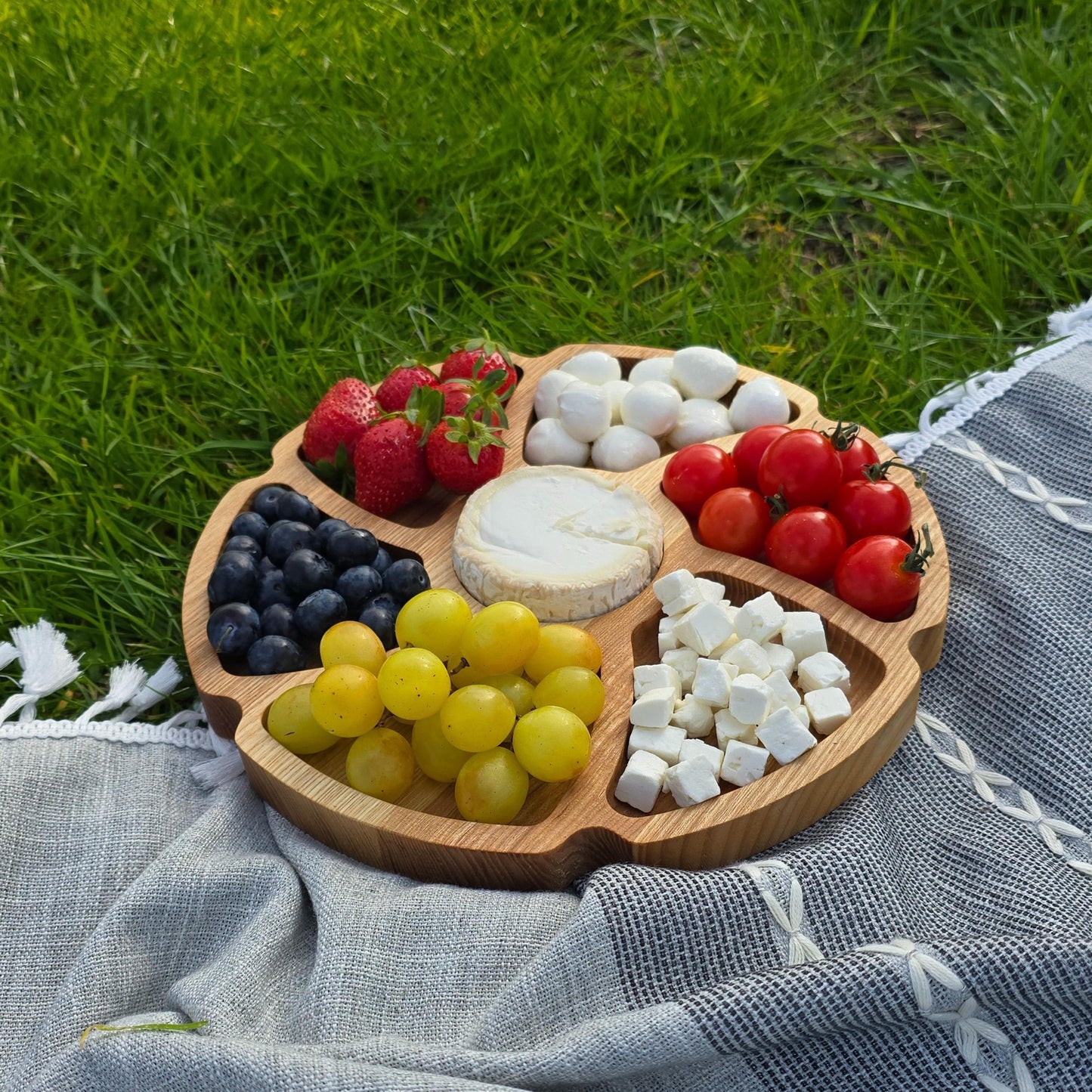 Personalised Flower Shaped Charcuterie Platter