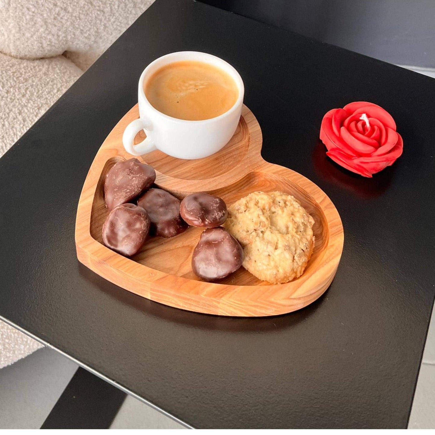 Personalised heart-shaped wooden tea and biscuits tray