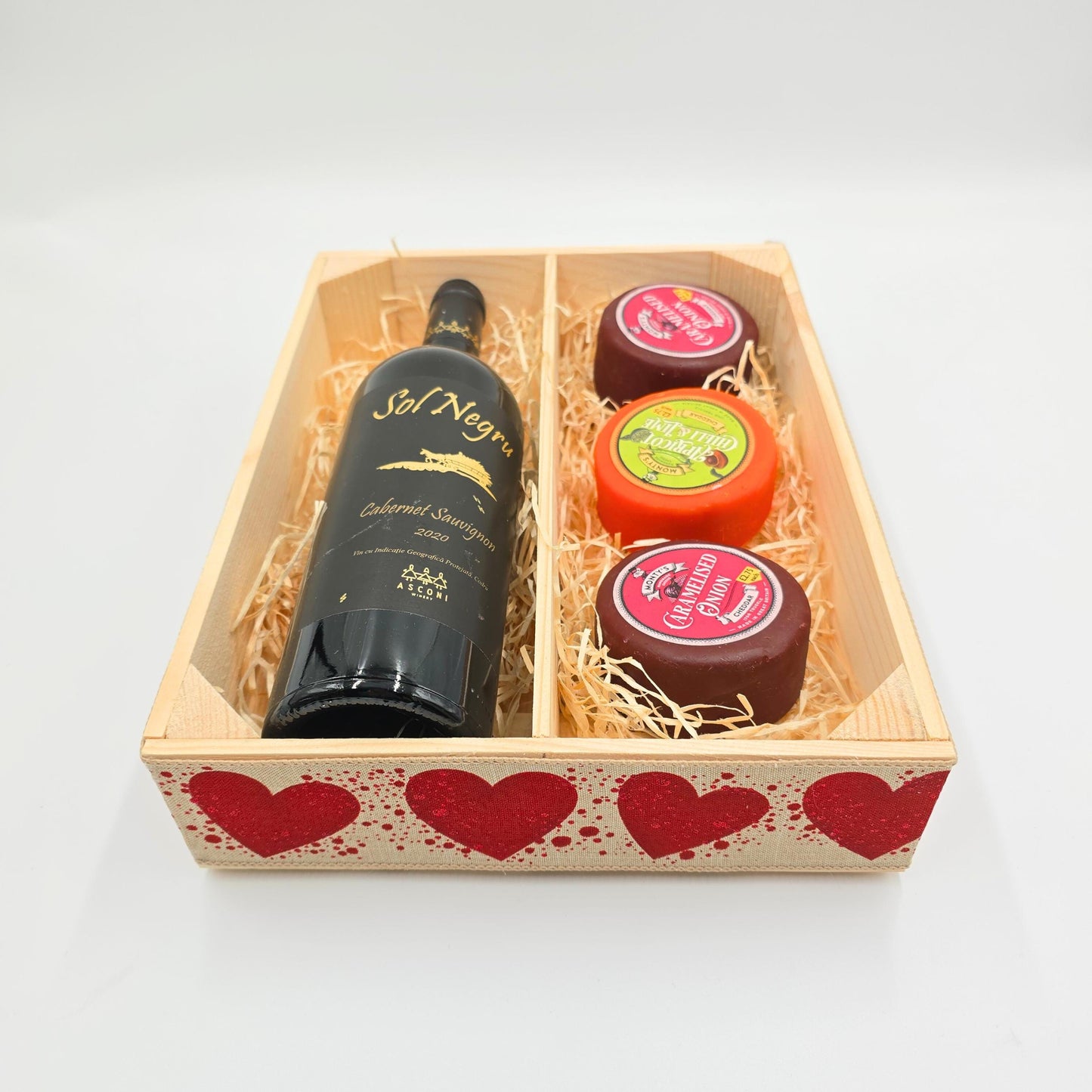 Empty Gift Hamper: Red Hearts Christmas, Anniversary, Birthday