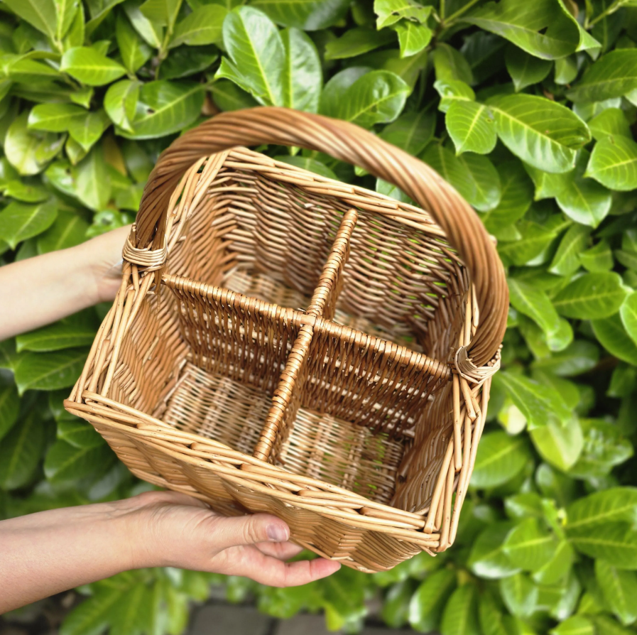 Wicker Wine Bottle Carrier Basket with 4 Compartments