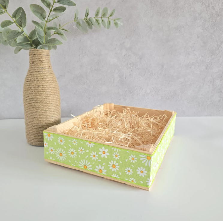 Empty Gift Basket Box Wooden Hamper Decorated for Gifts